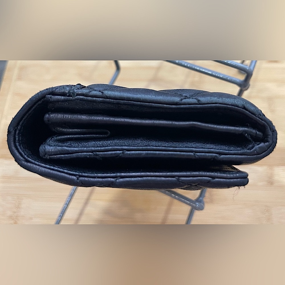 Michael Kors Astrid Quilted Black Leather Turn-Lock Carryall Wallet Clutch - Picture 7 of 13